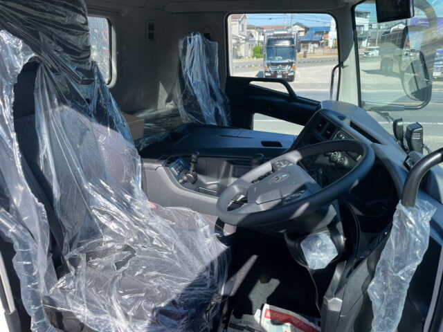 17スーパーグレート　未使用　ハイルーフ　ウィング　造りボディ　7速MT　