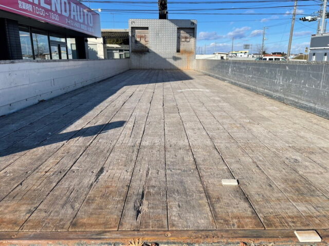 プロフィア　平ボディー　４段クレーン　ステンレス多数　　