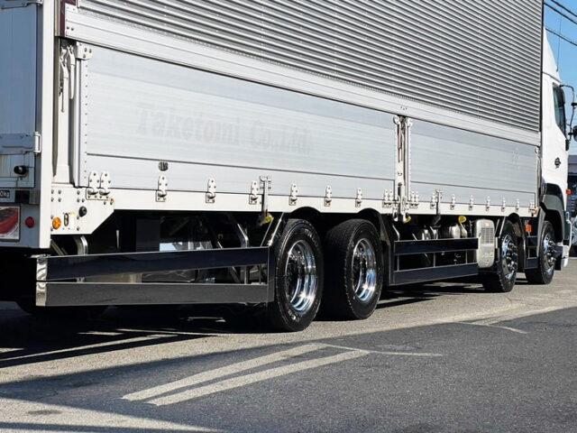 プロフィア　ハイルーフ　ウィング　新品★ステンレスパーツ/メッキホイール　木床　7速MT　380馬力