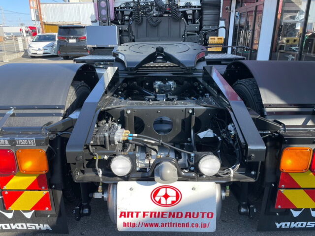 17スーパーグレート　トレーラーヘッド　ハイルーフ　未使用　E尺　460馬力　第5輪荷重11.500㎏　プレミアムライン