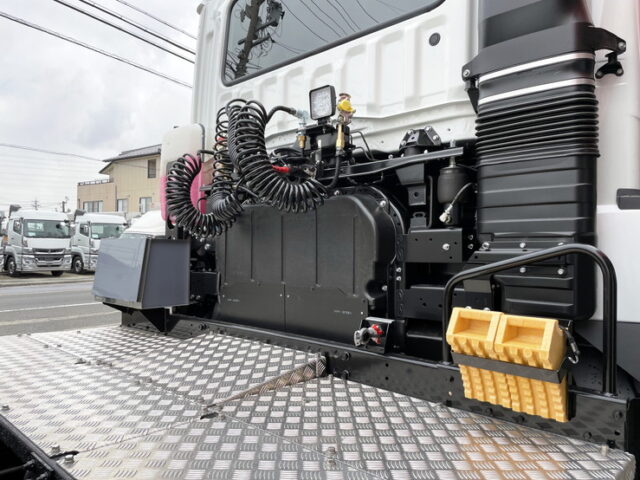 17スーパーグレート　トレーラーヘッド　スライドカプラー　未使用　E尺　460馬力　プレミアムライン