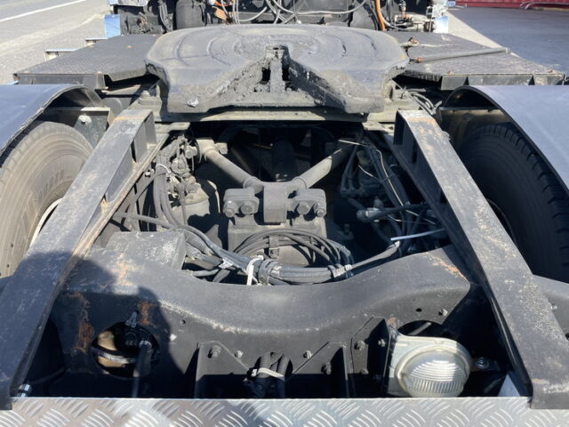 日野　テラヴィ　ハイルーフ　トレーラーヘッド　エアサス　430馬力　ダブルマフラー　F21C