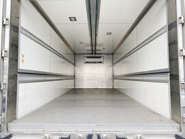 【820】H24　フォワード　冷凍ウィング　増トン　低温設定