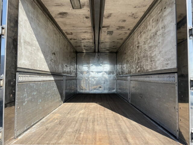 【1067】H19　フォワード　ハイルーフ　ウィング　デコトラ　6200セミワイド　90アオリ