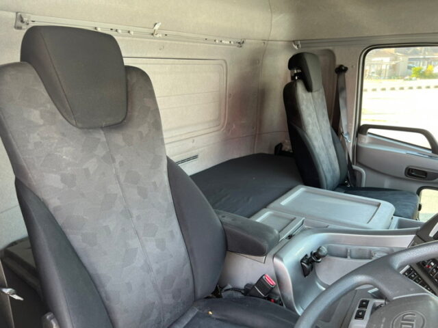 【1113】H29　クオン　ハイルーフ　ウィング　リア門口ステンレス　総輪エアサス