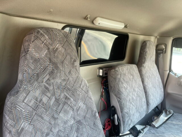 【986】H22　ダイナ　積載車　5700ワイド　カスタム　低走行　煙突マフラー(ダミー)