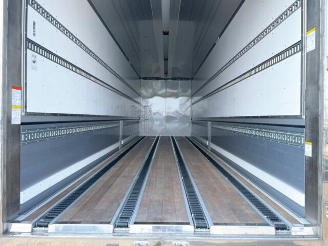 【1199】R3　17プロフィア　ハイルーフ　ウィング　ステンレス多数　6万1千km　エアローラー