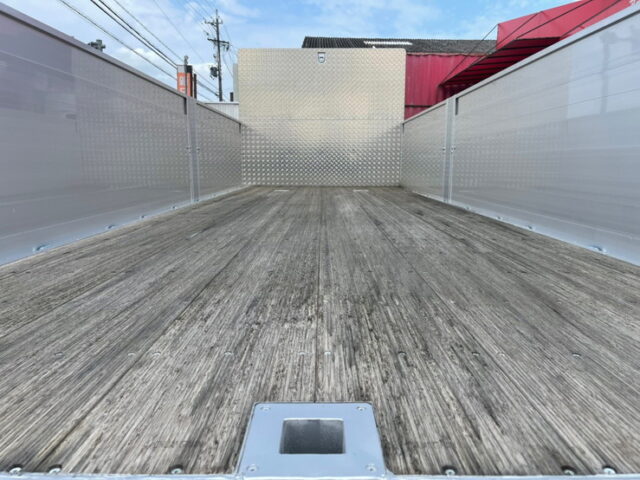 【1172】R4　ファイター　増トン　平ボデーアルミB　7200㎏積載　未使用　保証付