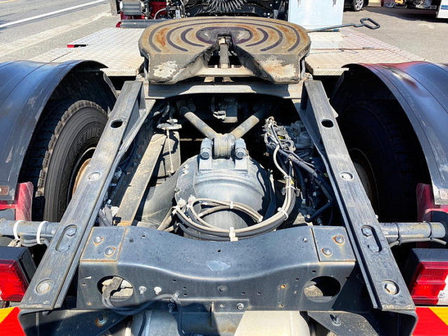 【681】H29　クオン　トレーラーヘッド　第５輪11.500㎏