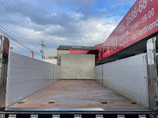 【1306】R1　ファイター　平ボデーアルミB　造りボディ　6200セミワイド　床鉄　低走行