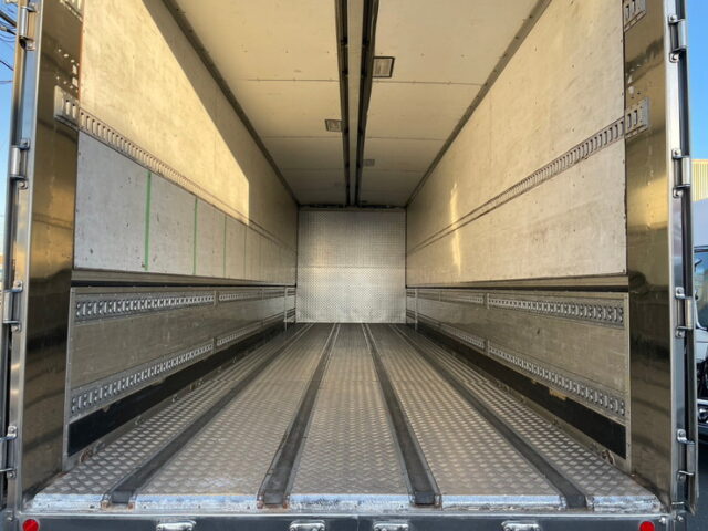 【1323】H19　クオン　ハイルーフ　ウィング　カスタム　総輪エアサス　アルミシマ床　ジョロダーレール4列