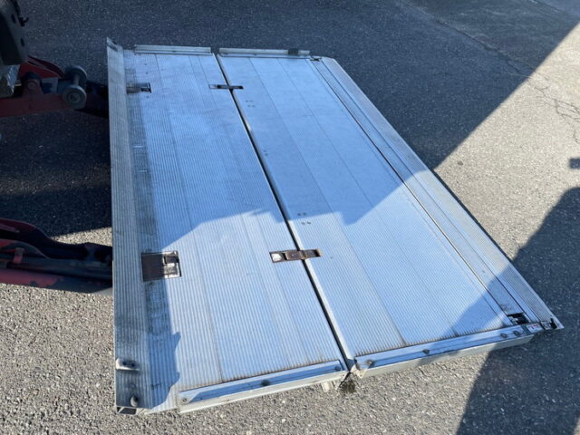 【1328】H24　プロフィア　ハイルーフ　ウィング　格納ゲート　7速MT　メッキホイール