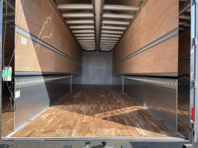 【1398】R5年2月　17スーパーグレート　ウィング　未使用　寒冷地仕様　格納ゲート付