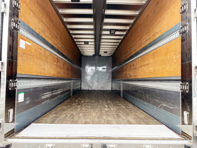 【1427】H31　ギガ　ハイルーフ　ウィング　架装多数　リア門口ステンレス　7速MT　380馬力