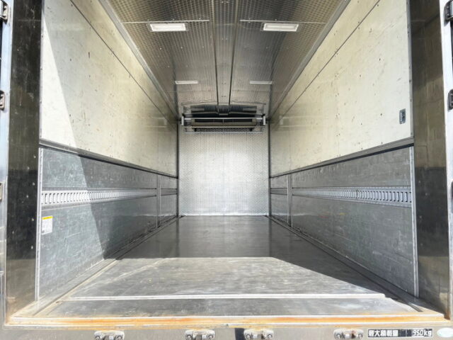 【1413】H18　フォワード　冷凍ウィング　造りボディ　架装多数　6500ボデー　セミワイド　90アオリ