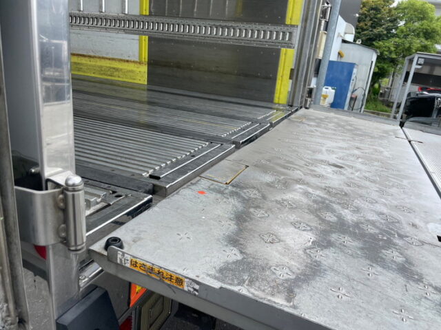 【1455】H23　レンジャープロ　ハイルーフ　冷凍バン　エアサス　ジョロダー4列　キーストン　格納ゲート付