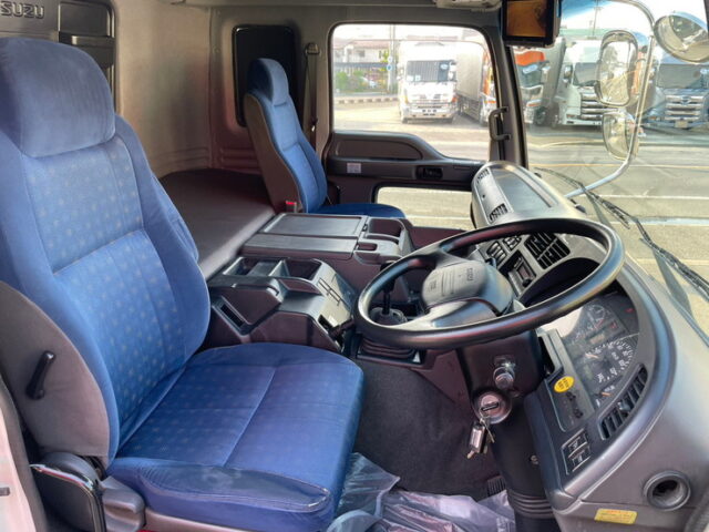 【1480】H27　ギガ　ハイルーフ　ウィング　木床　7速MT　380馬力　リア門口ステンレス