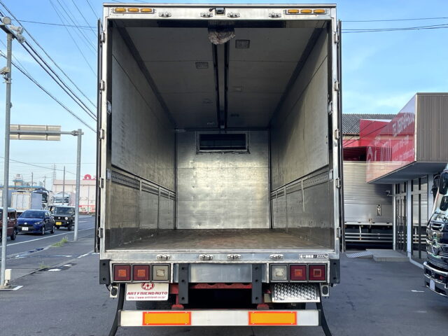 スーパーグレート　冷凍ウィング　90アオリ　木床　国産エンジン　7速MT