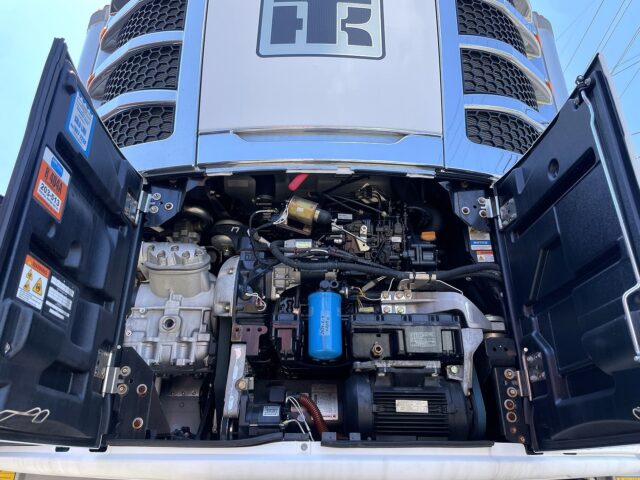 フルハーフ　トレーラー冷凍バン　サーモキング　プレジデント　３軸　リフトアクスル(中残し)