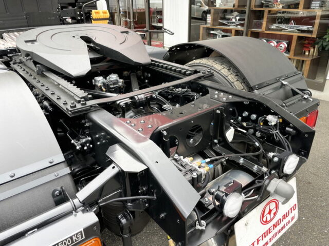 17スーパーグレート　トレーラーヘッド　スライドカプラー　未使用　E尺　460馬力　プレミアムライン