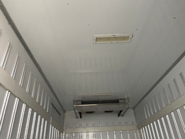 日野　デュトロ　冷凍バン　横扉　オバＱバンパー　ステンレス多数　キーストン