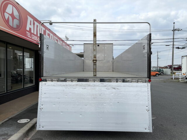 日野：プロフィア：アルミブロック平ボディ：7MT：ステンレス架装多数：メッキパーツ多数：アルミホイール　