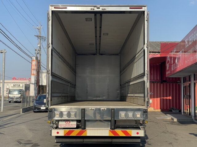 日野：17プロフィア：ハイルーフ：ウィング：10輪：リア門口ステンレス