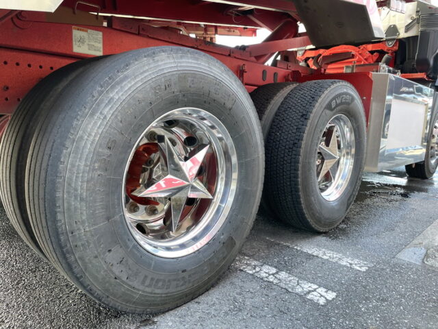 日野：17プロフィア：ダンプ：ハイルーフ：Ｌゲート：アルミホイール：メッキ多数