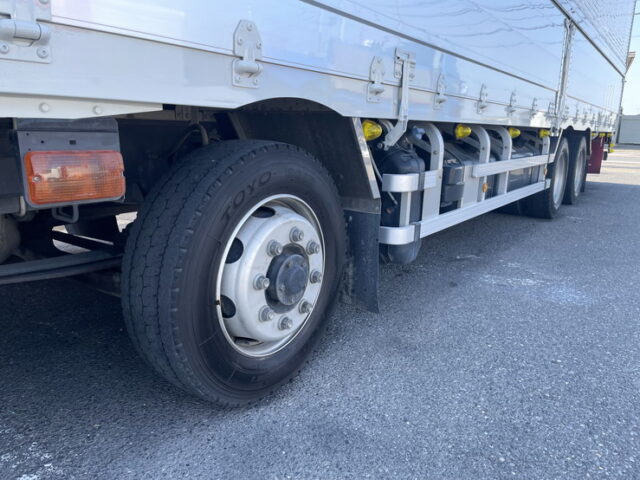 三菱ふそう：スーパーグレート：ハイルーフ：アルミウィング：メッキ多数：木床：AT：394馬力