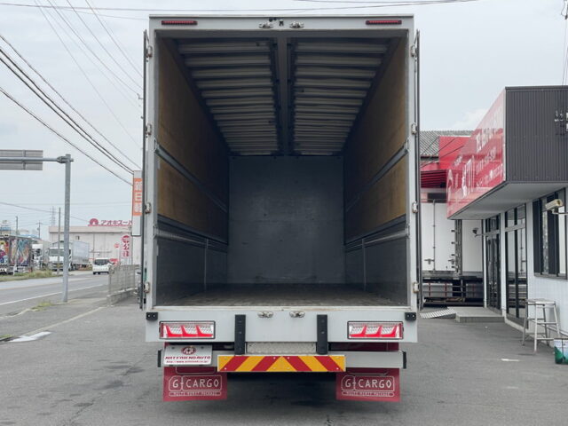 いすゞ：ギガ：ハイルーフ：ウィング：メッキ多数：アルミホイール：スムーサー