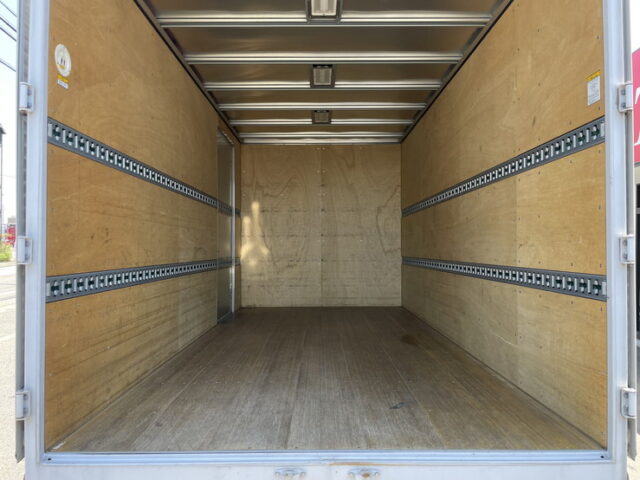 日野：デュトロ：アルミバン：ワイドロング：木床：横扉：150馬力：AT車