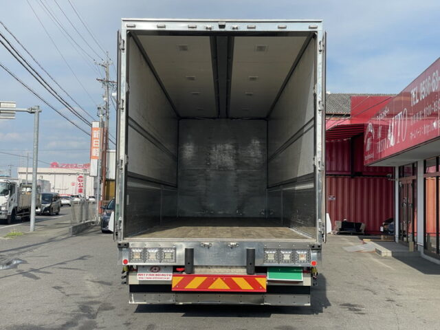 いすゞ：ギガ：ハイルーフ：ウィング：アルミホイール：スムーサー：木床