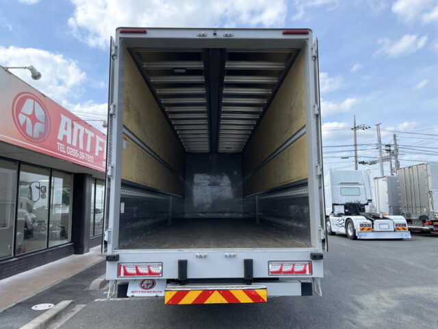 いすゞ：ギガ：ハイルーフ：ウィング：AT：木床：アルミホイール：リアエアサス