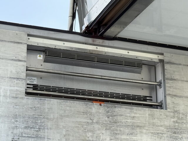 日野：レンジャープロ：冷凍ウィング：6200ワイド：ステンレス床：アルミホイール