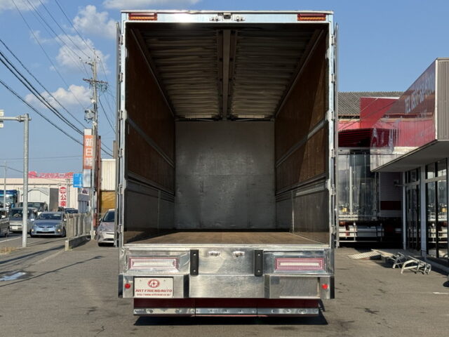 日野：17プロフィア：ハイルーフ：ウィング：メッキ多数：ステンレス多数：リア門口ステンレス