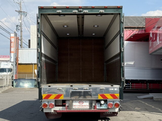 フォワード：ウィング：6700セミワイド：エアサス：90アオリ：6発ターボ：希少車