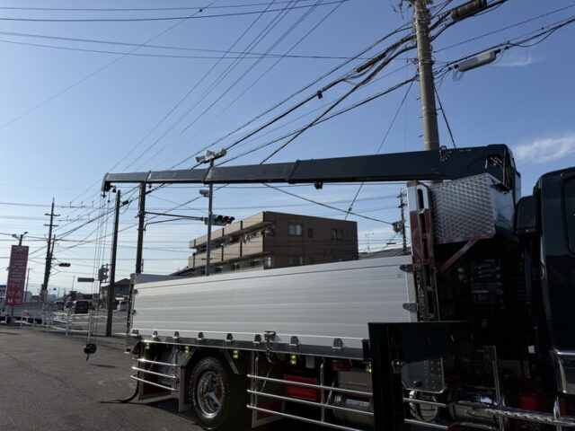 ファイター:増トン:クレーン:セミワイド:5Mボデー:架装多数:270馬力