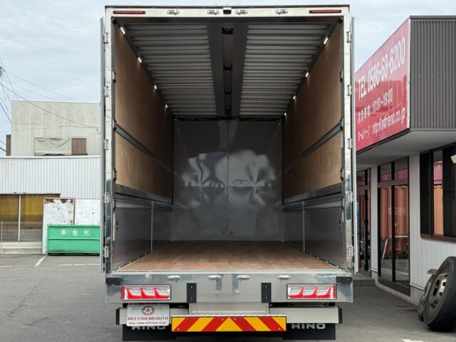 日野：17プロフィア：ハイルーフ：ウィング：未使用：アルミホイール：リア門口ステンレス