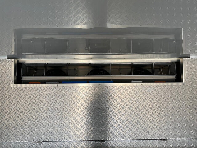 【717】登録済未使用車　スーパーグレート　冷凍バン　サブエンジン　ジョロ4キーストン