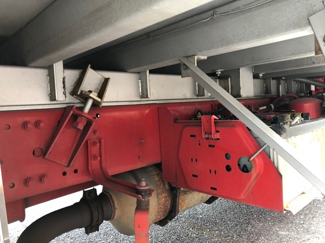 【286】三菱ふそうファイター　セミワイド　アルミウイング　リアエアサス