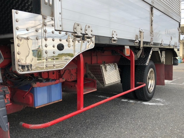 【289】三菱ふそう キャンター アルミウイング カスタム多数