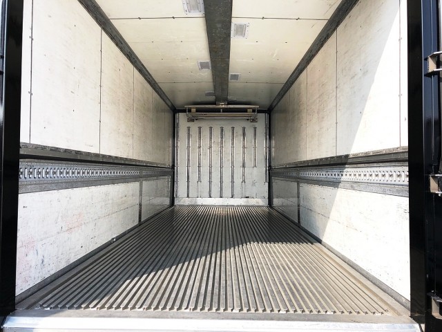 【361】ふそう　ファイター　冷凍ウィング　エアサス