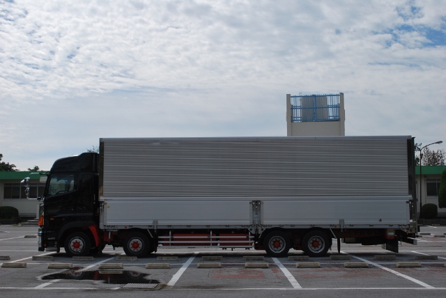 【116】日野エアループプロフィア　低床アルミウイング　ハイルーフ　リヤエアサス