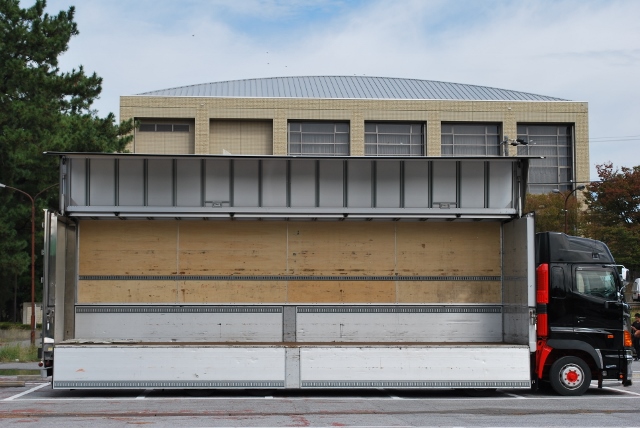 【116】日野エアループプロフィア　低床アルミウイング　ハイルーフ　リヤエアサス