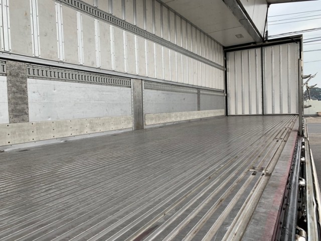 【491】いすゞ　ギガ　冷凍ウィング　キーストン床　サブエンジン