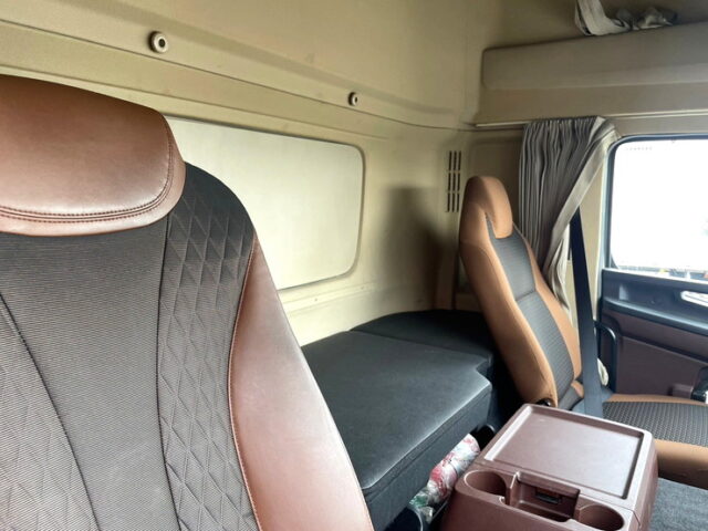 H30 プロフィア　アルミウィング　リア門口ステンレス　