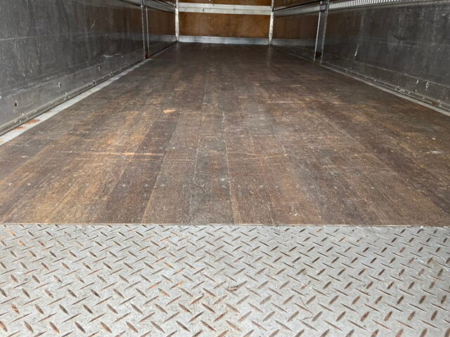 日野　プロフィア　ハイルーフ　ウィング　リア門口ステンレス　7速　E13Cエンジン