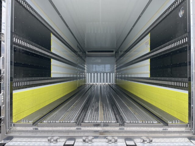 17スーパーグレート　ハイルーフ　冷凍バン　矢野特殊ボディ　コルゲート　サブエンジン