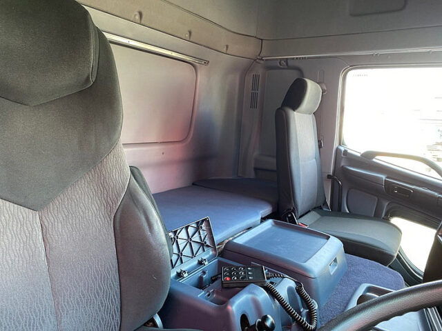 【783】H20　プロフィア　総輪エアサス　ウィング　ラッシングレール3段