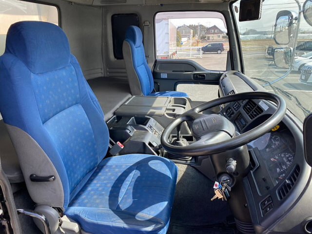 【697】H26　ギガ　冷凍ウィング　7速　木床